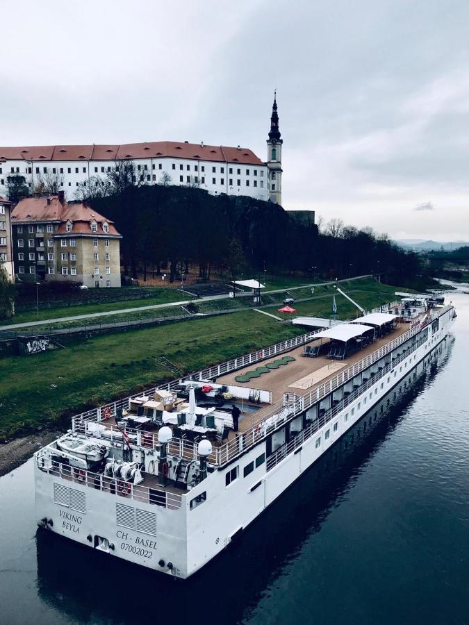 Apartman Domov Дечин Экстерьер фото